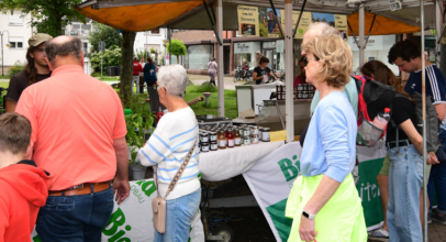 Auf Spargel- und Ökomarkt mit Stand vertreten