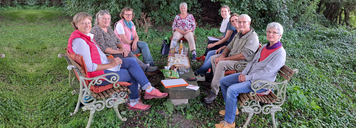 Permakultur Waldgarten Gruppe trifft sich