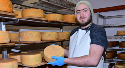 Praktikant für 3 Monate auf dem Laakenhof