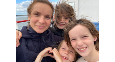 Alesya im Probejahr mit Ralf, Estelle und Kamilla